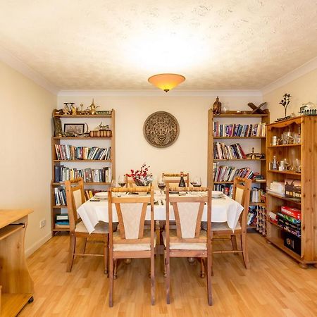 Central & Stylish 3 Bedroom, 2 Bath, Free Parking Edinburgh Exterior photo