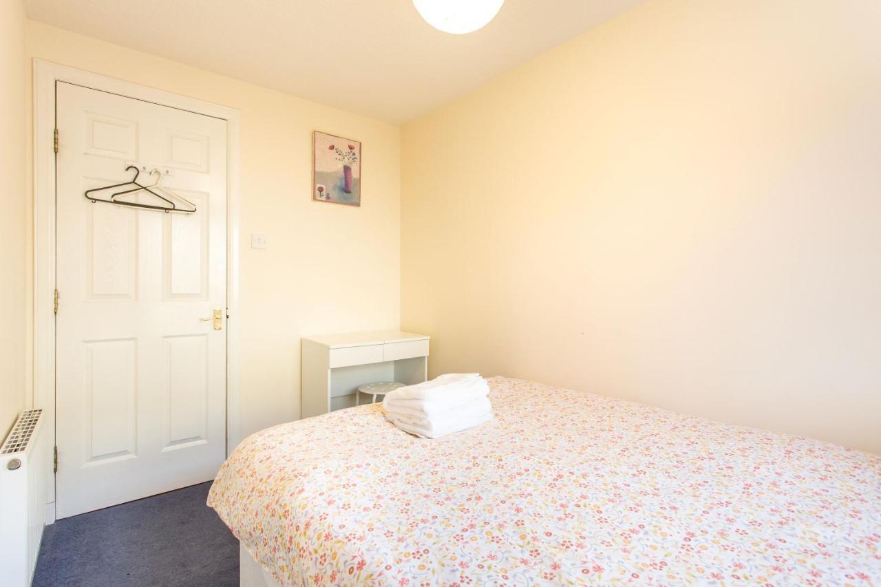 Central & Stylish 3 Bedroom, 2 Bath, Free Parking Edinburgh Exterior photo